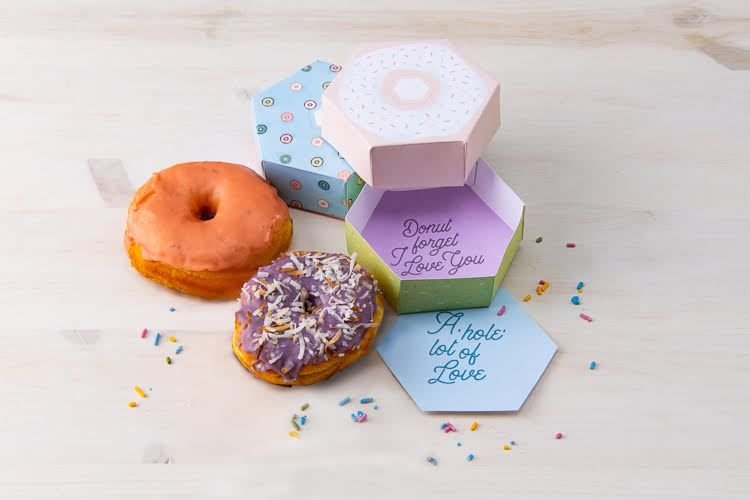 Premium Custom Donut Boxes: Custom Design & Print